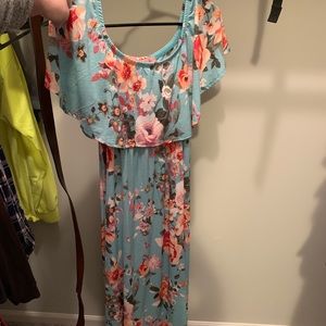 Off the shoulder maxi dress